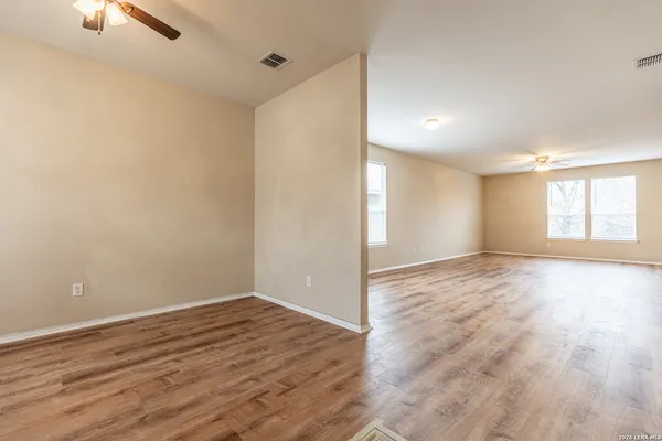 $1,999 | 24262 Invitation Oak, San Antonio, TX 78261