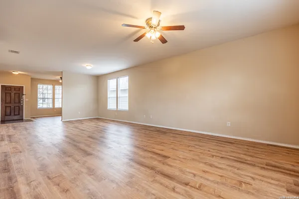 $1,999 | 24262 Invitation Oak, San Antonio, TX 78261