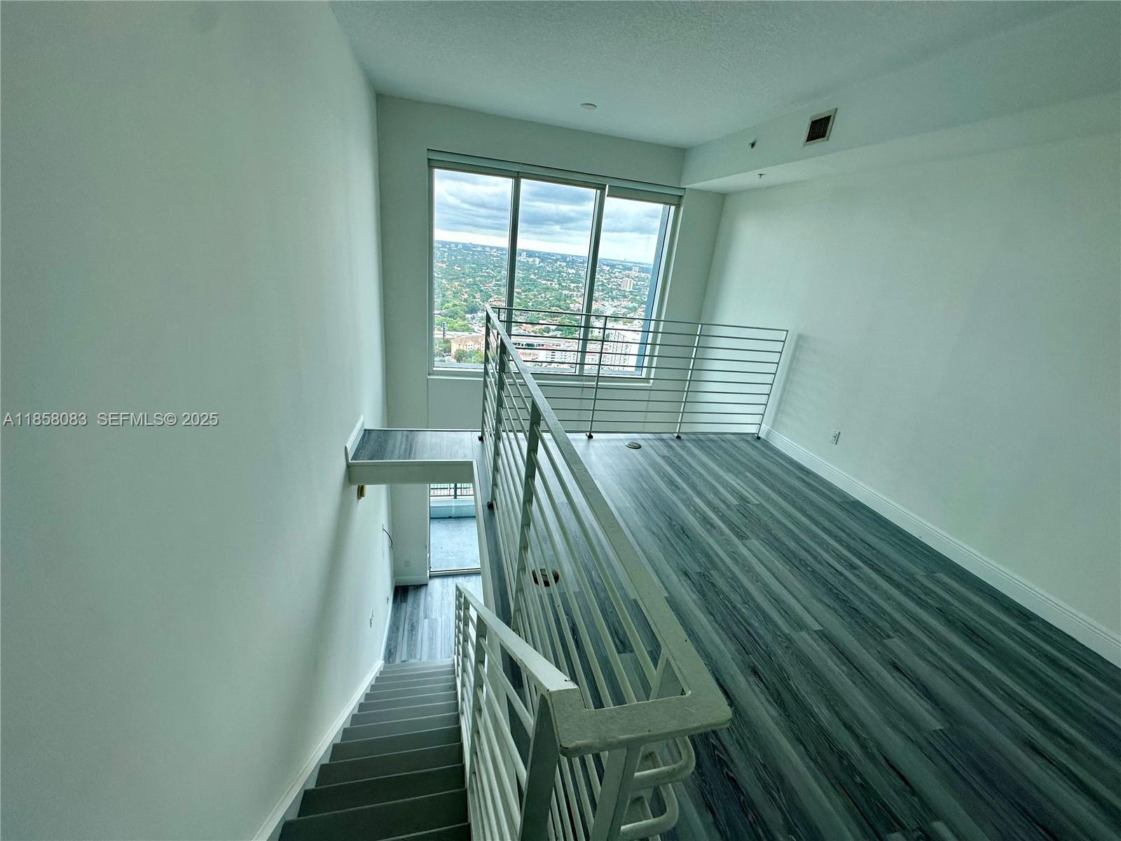 60 Southwest 13th Street, Unit 3207 Miami, FL 33130 - Photo 12 of 30 a view of balcony and deck