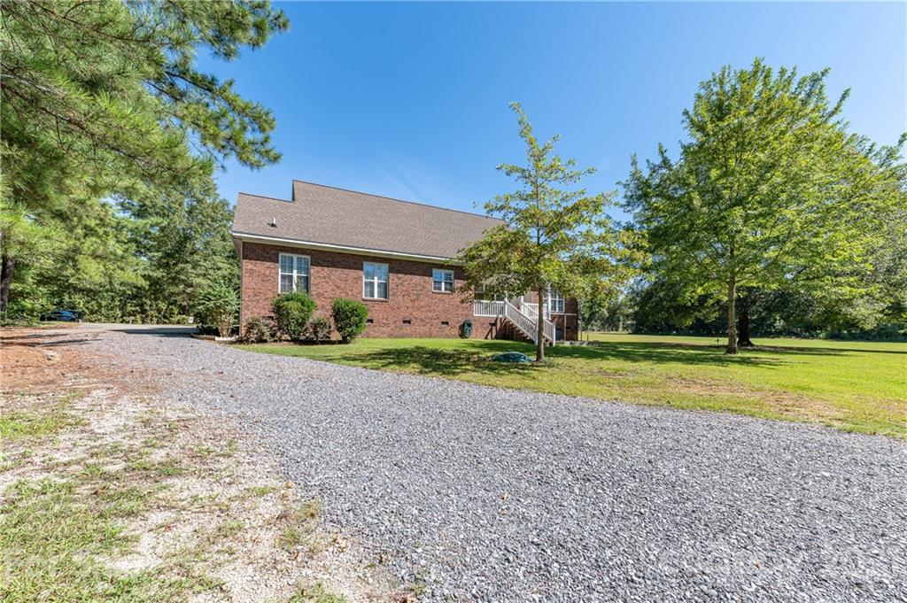 1658 Douglas Road Lancaster, SC 29720 - Photo 31 of 35 Gallery Image 31