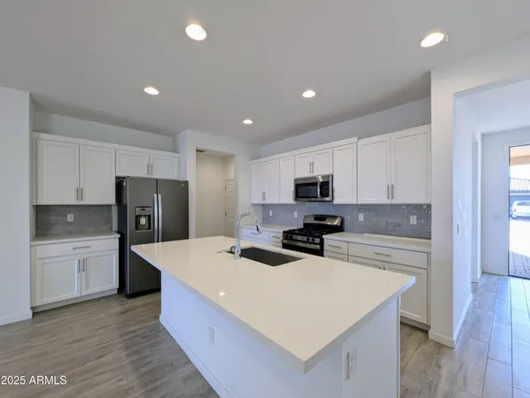 $2,298 | 4827 South 117th Avenue, Avondale, AZ 85323