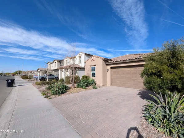 $2,298 | 4827 South 117th Avenue, Avondale, AZ 85323