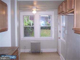 122 Harvin Road Upper Darby, PA 19082 - Photo 7 of 12 Kitchen