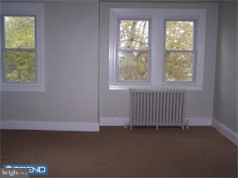 122 Harvin Road Upper Darby, PA 19082 - Photo 10 of 12 Bedroom