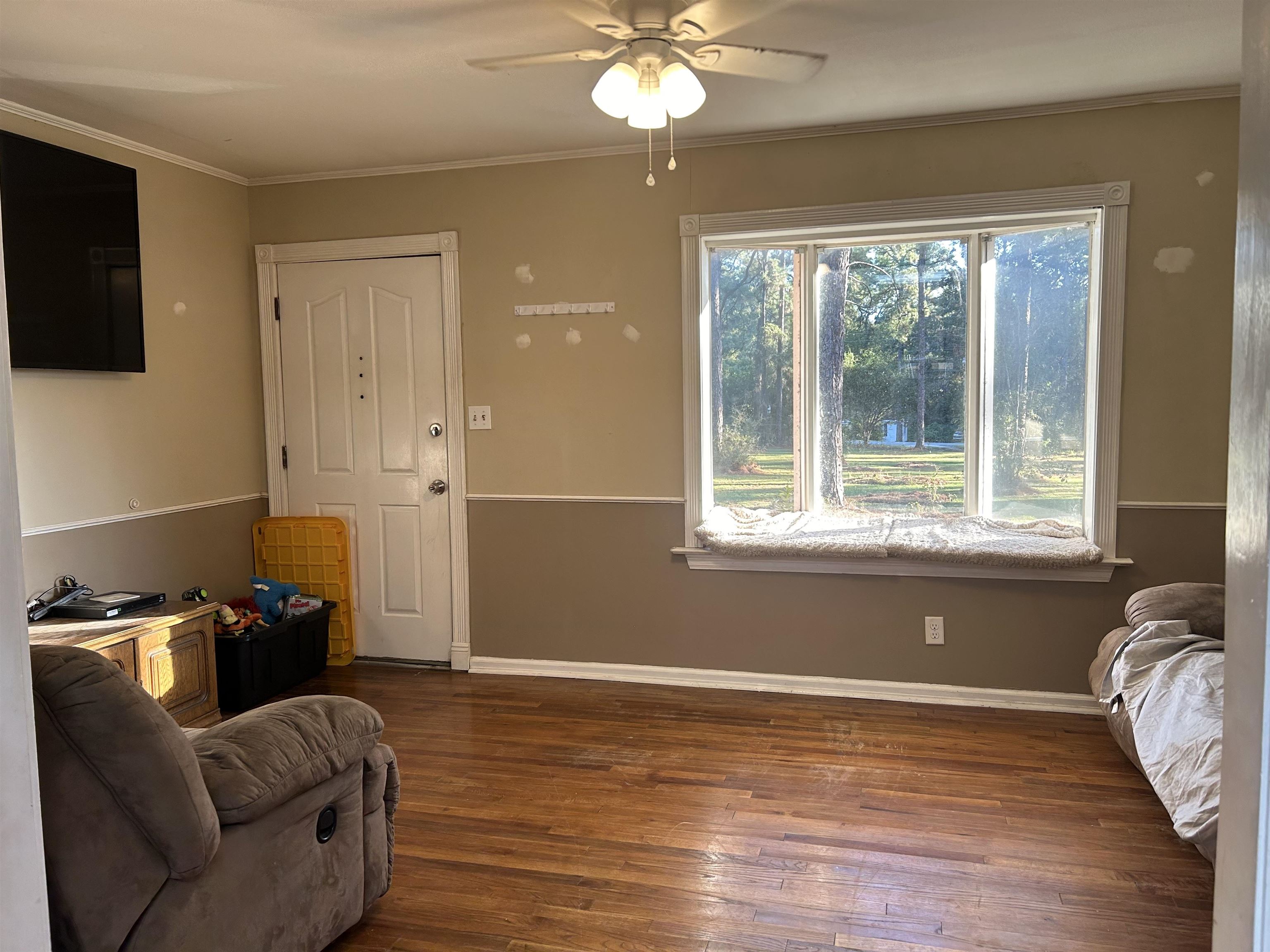 32140 Buzbee Road Daphne, AL 36527 - Photo 4 of 10 Living Room