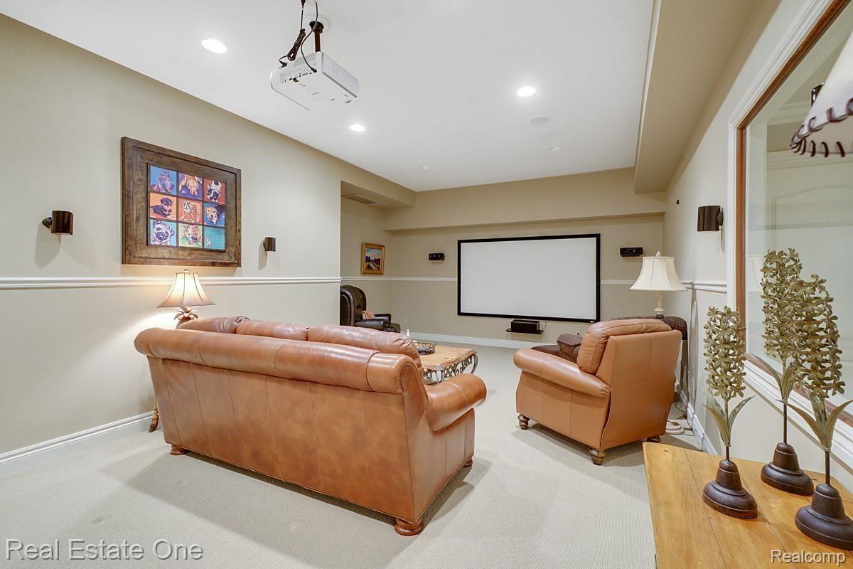 7647 Devins Ridge Clarkston, MI 48348 - Photo 62 of 62 dsc02977-dsc02979.jpg