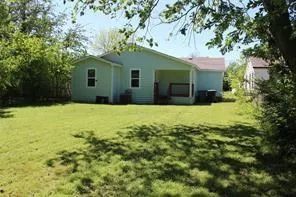 $1,550 | 1505 North Ross Avenue, Sherman, TX 75090