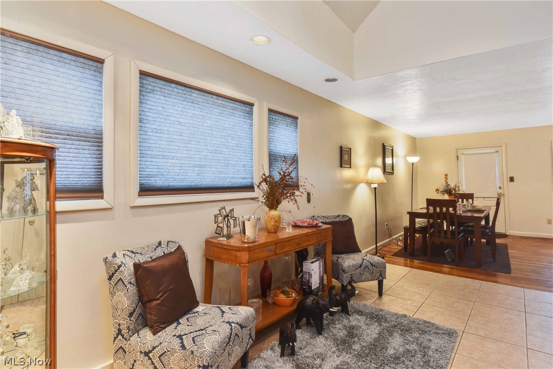 18913 Homeway Road Cleveland, OH 44135 - Photo 11 of 22 Gallery Image 11