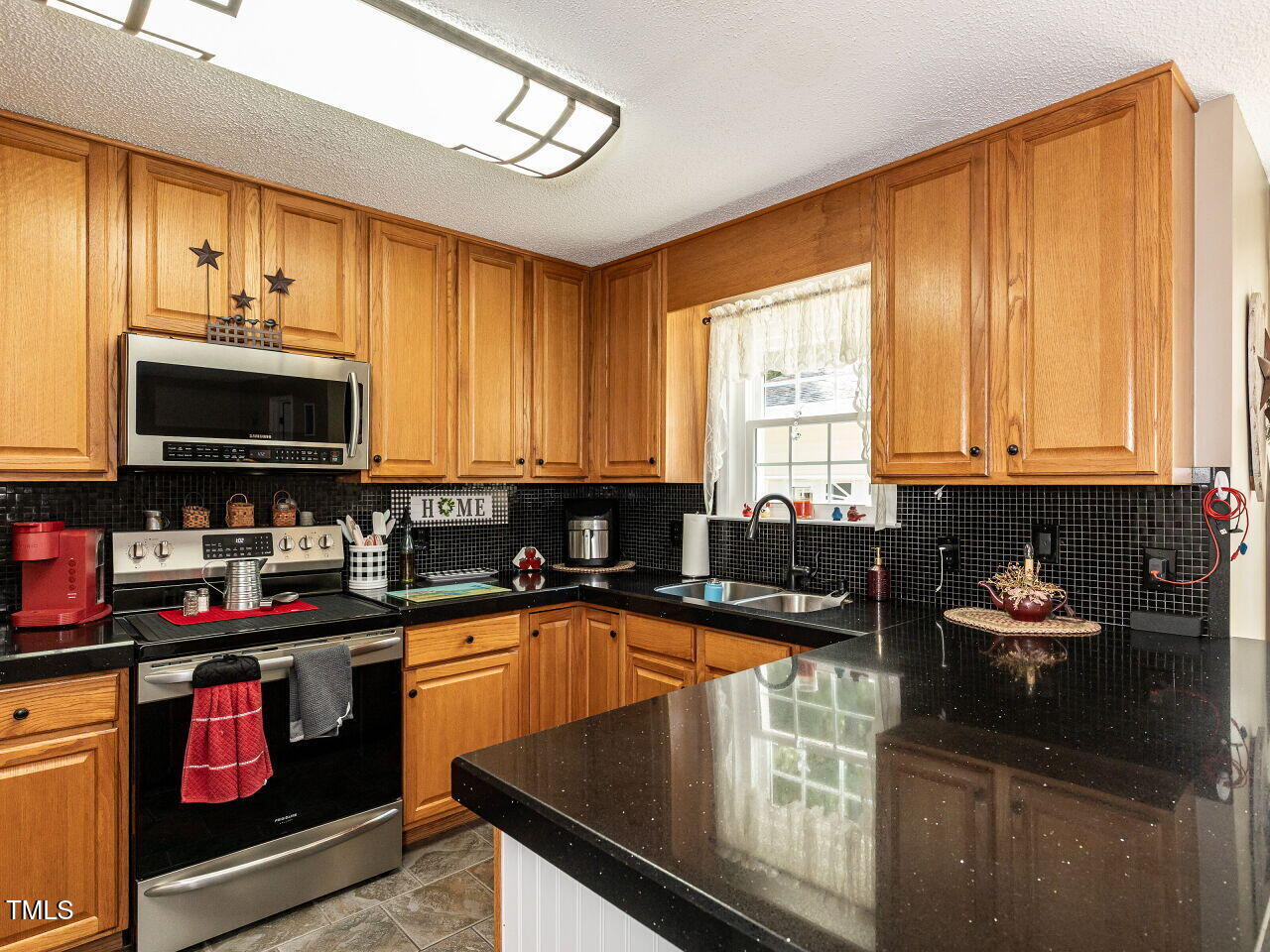 1813 Middle Ridge Drive Willow Spring, NC 27592 - Photo 11 of 31 011-1280x960-kitchen