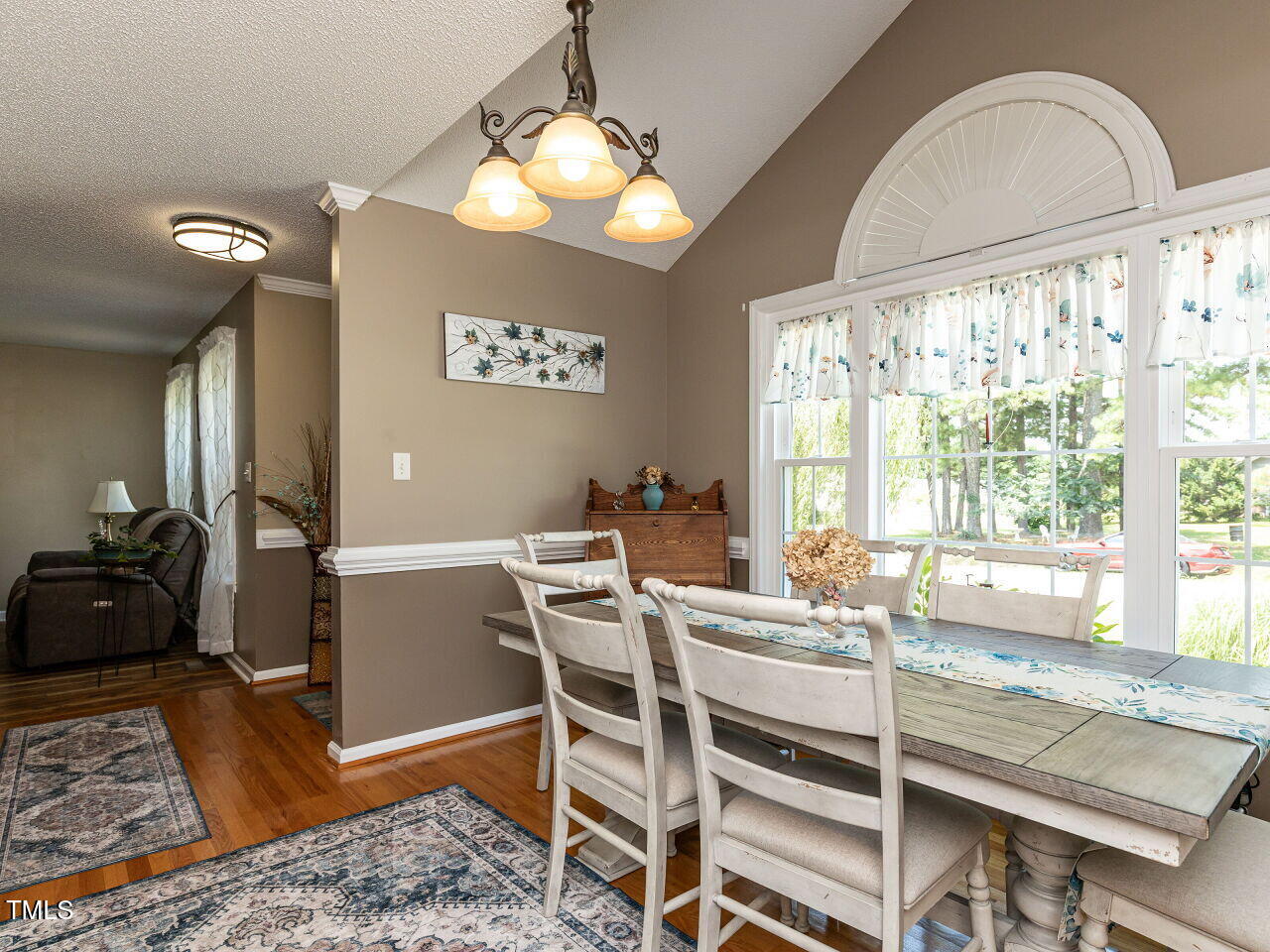 1813 Middle Ridge Drive Willow Spring, NC 27592 - Photo 4 of 31 005-1280x960-dining-room