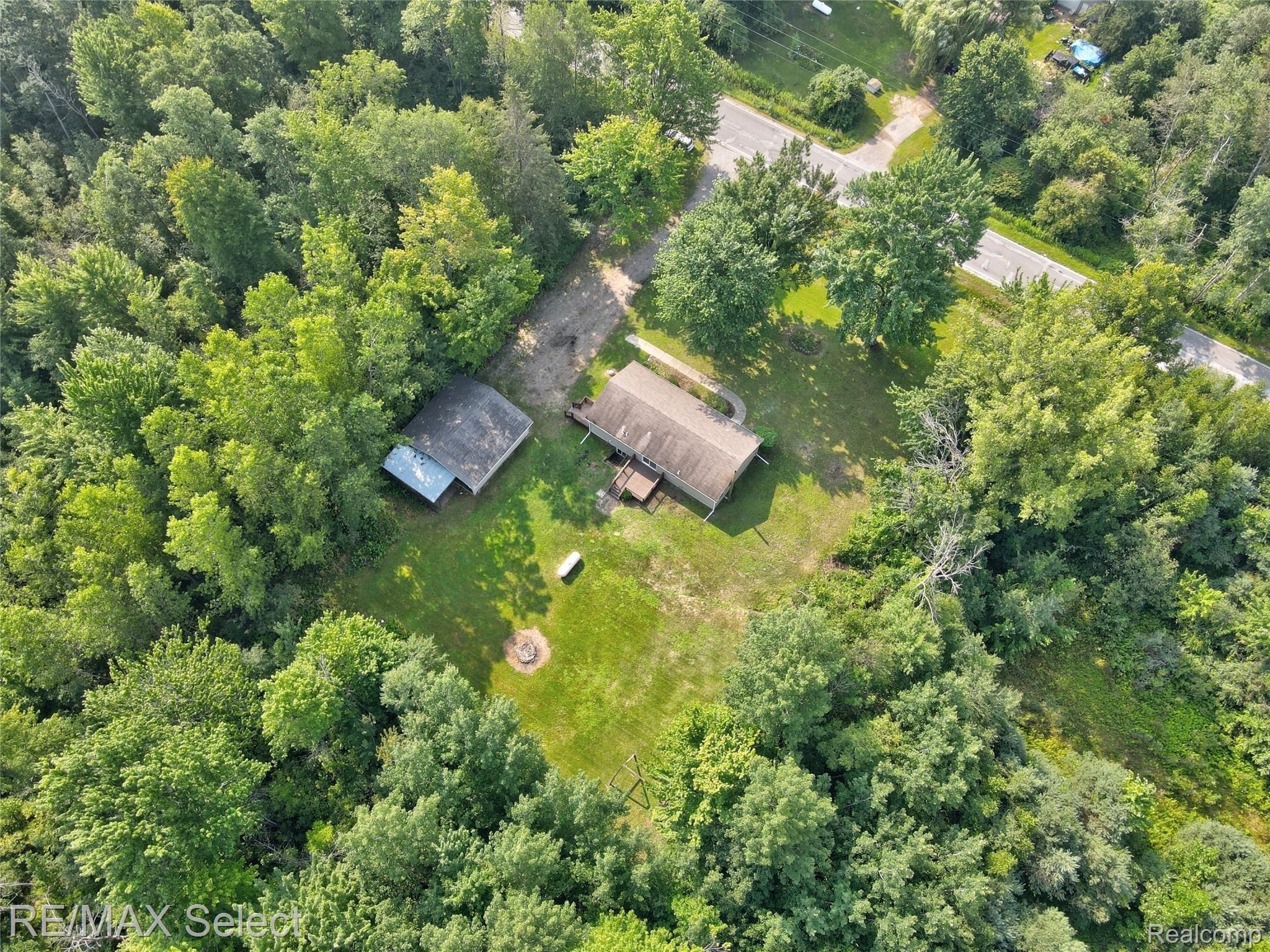 2883 East Shaffer Road Midland, MI 48642 - Photo 44 of 44 2883 E Shaffer Rd 19.jpg