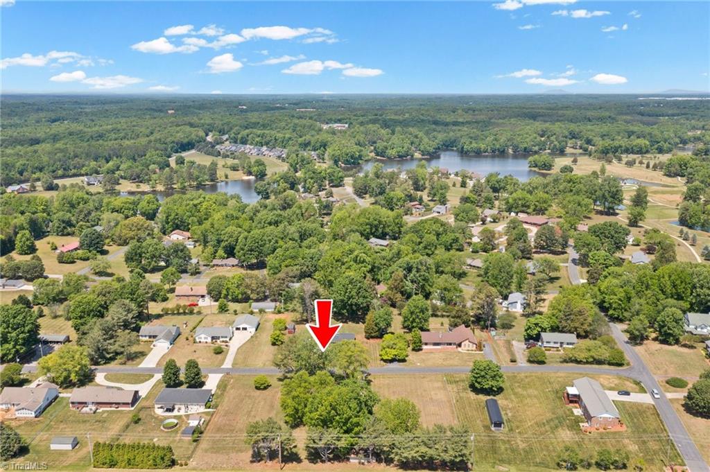 154 Meadowview Road Mocksville, NC 27028 - Photo 4 of 29