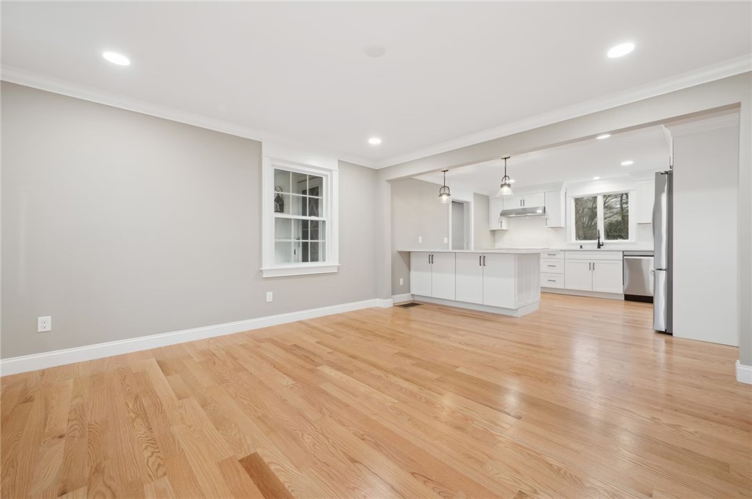 67 Lonesome Pine Road Cumberland, RI 02864 - Photo 10 of 40