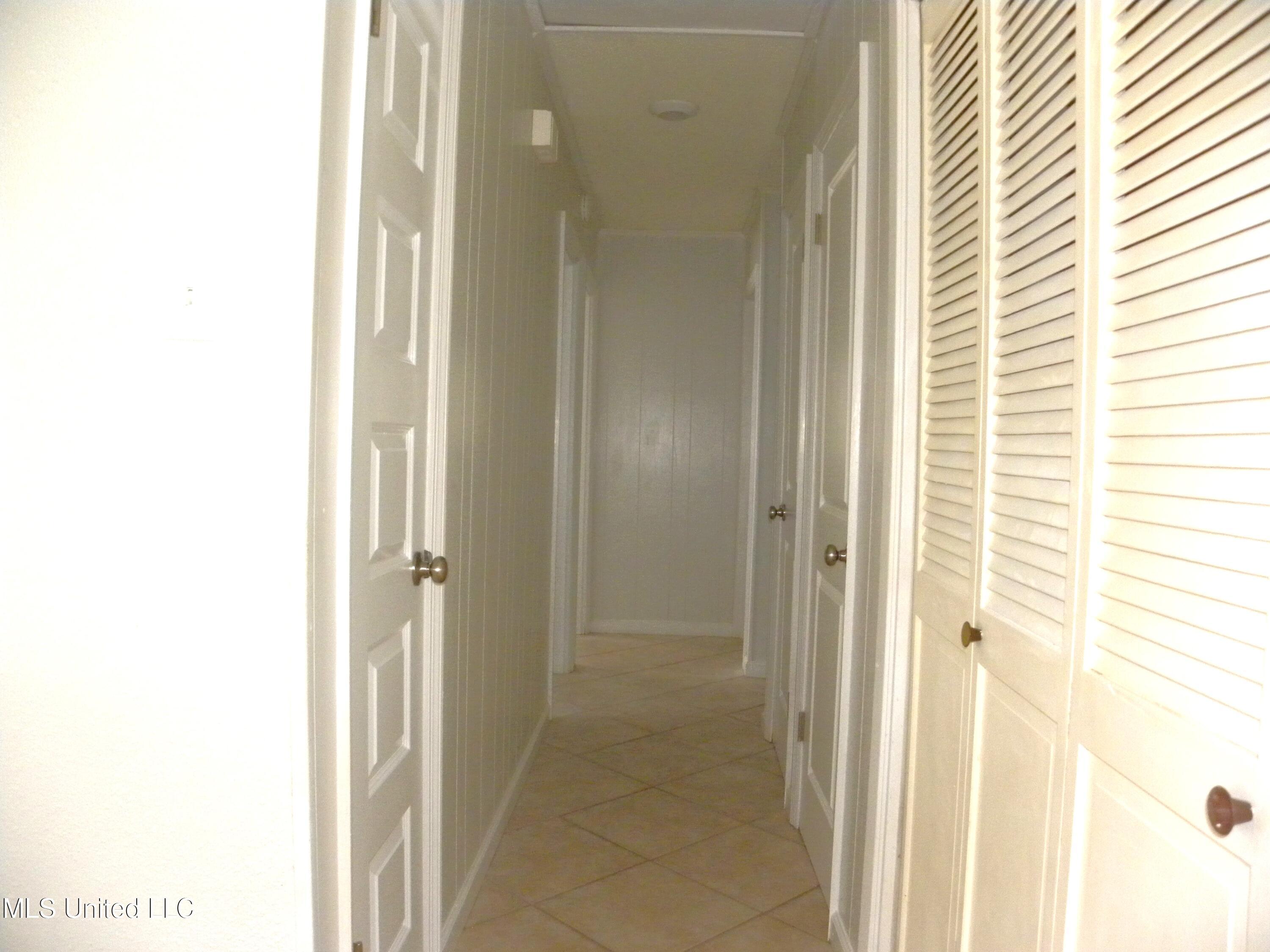 7216 Hampton Drive Biloxi, MS 39532 - Photo 15 of 43 DSCN9384