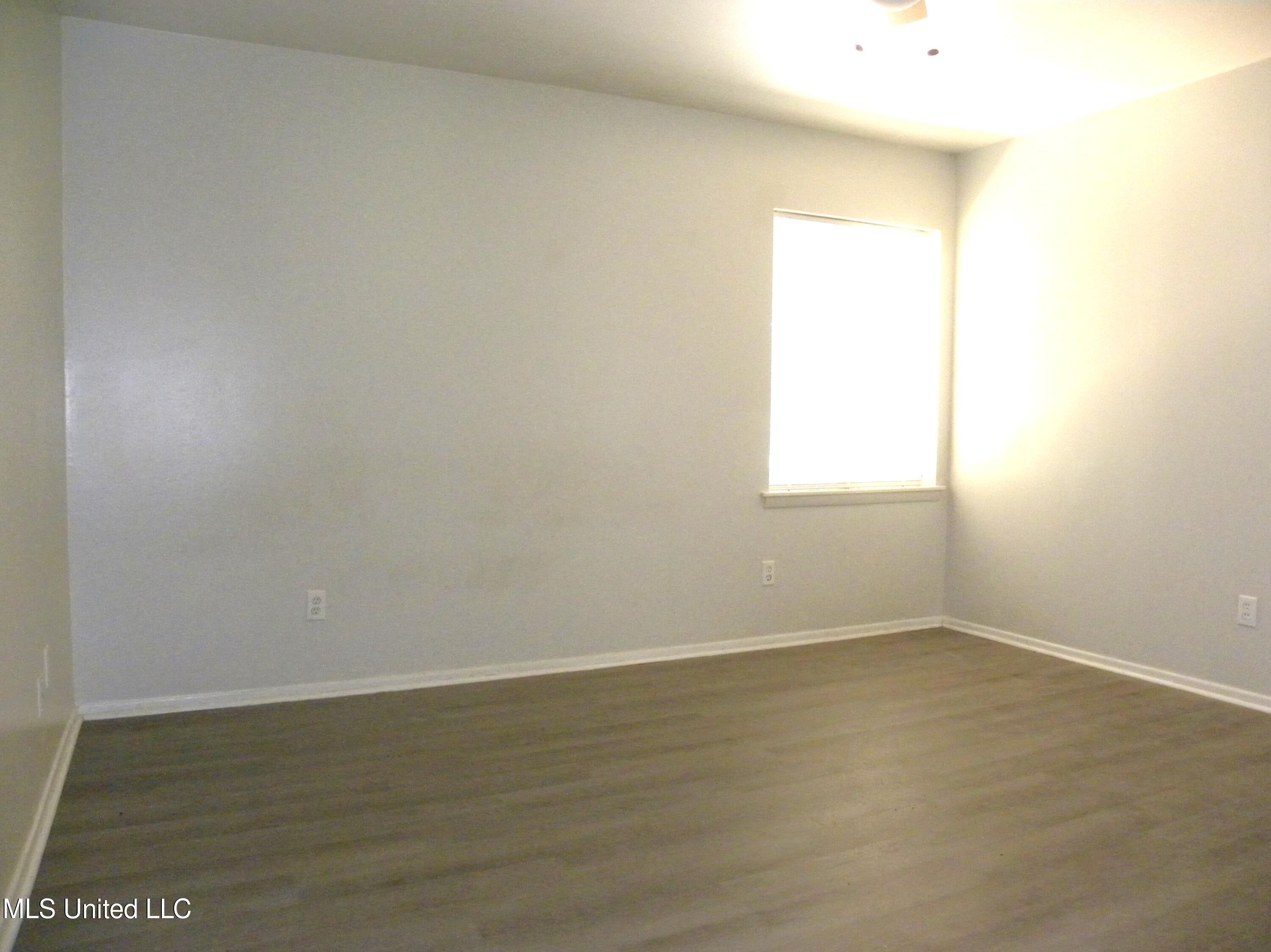 7216 Hampton Drive Biloxi, MS 39532 - Photo 31 of 43 DSCN9400