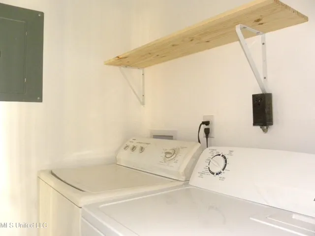 $1,600 | 7216 Hampton Drive, Biloxi, MS 39532