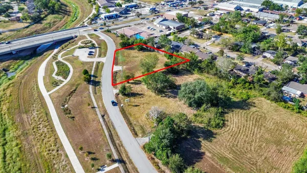 $400,000 | 5441 Simsbrook Drive, Houston, TX 77045