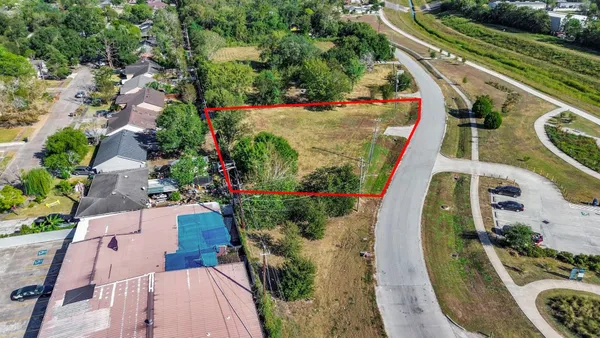 $400,000 | 5441 Simsbrook Drive, Houston, TX 77045