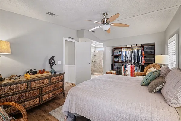 $389,900 | 3094 Harpoon Lane, St. James City, FL 33956