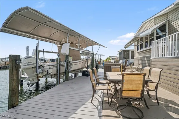 $389,900 | 3094 Harpoon Lane, St. James City, FL 33956