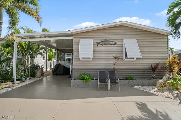 $389,900 | 3094 Harpoon Lane, St. James City, FL 33956