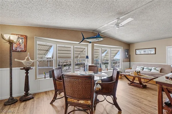 $389,900 | 3094 Harpoon Lane, St. James City, FL 33956