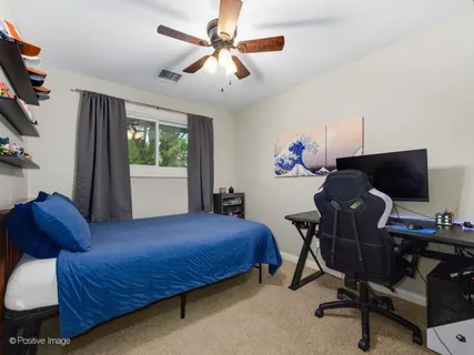 $825,000 | 2238 Silverpine Drive, Glenview, IL 60025