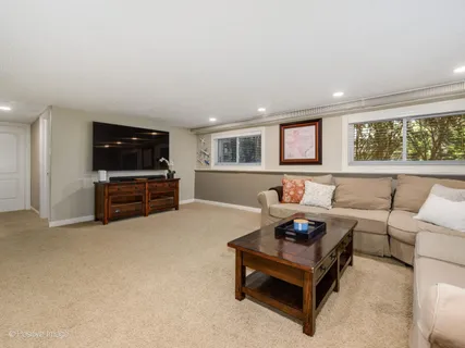 $825,000 | 2238 Silverpine Drive, Glenview, IL 60025