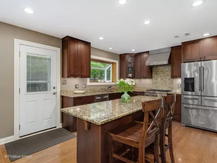 $825,000 | 2238 Silverpine Drive, Glenview, IL 60025