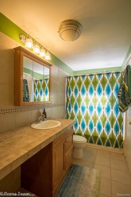 22359 Inkster Road Farmington Hills, MI 48336 - Photo 12 of 27