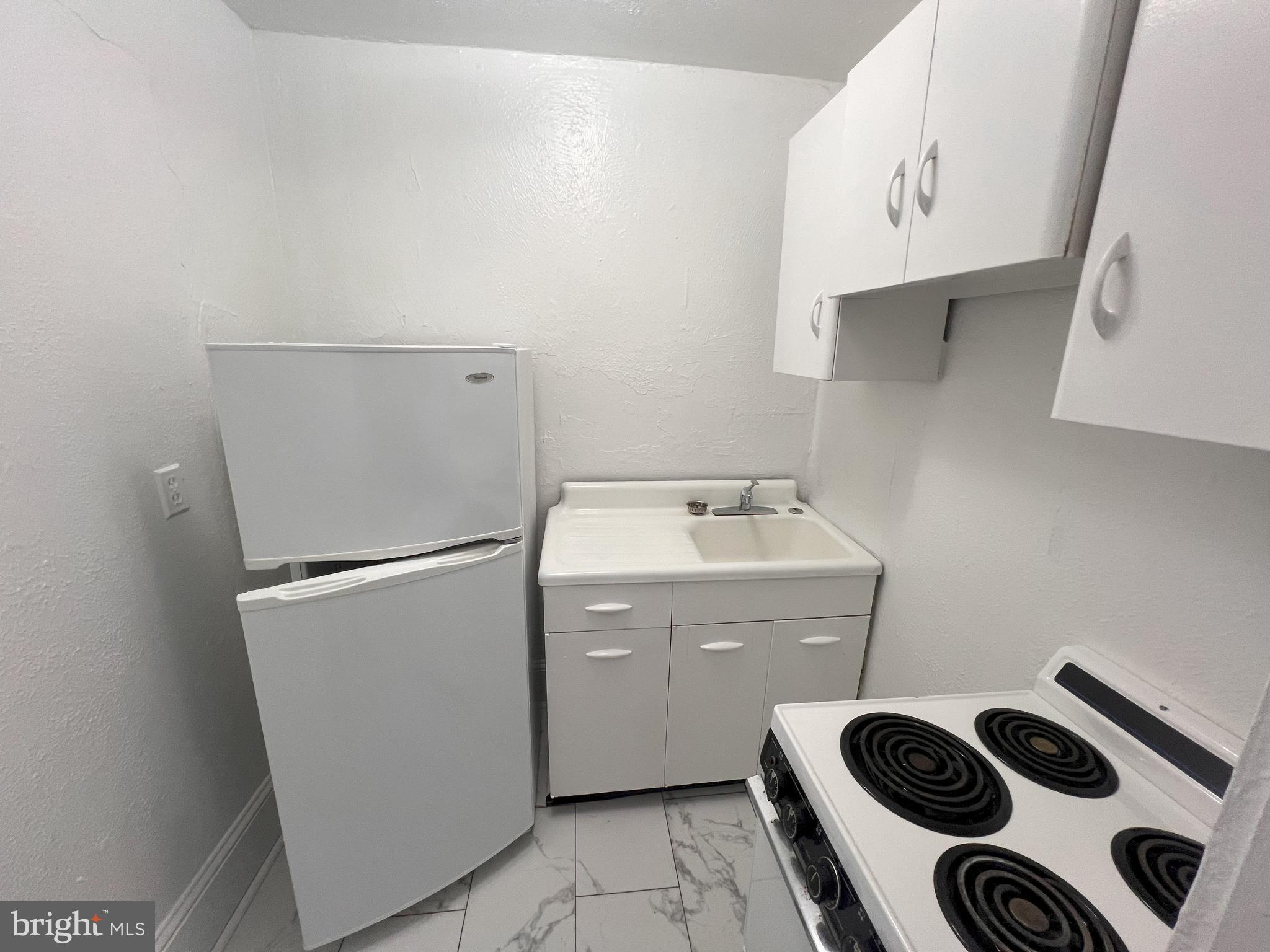 318 South Braddock Street, Unit 3 Winchester, VA 22601 - Photo 5 of 5 a utility room with dryer and washer