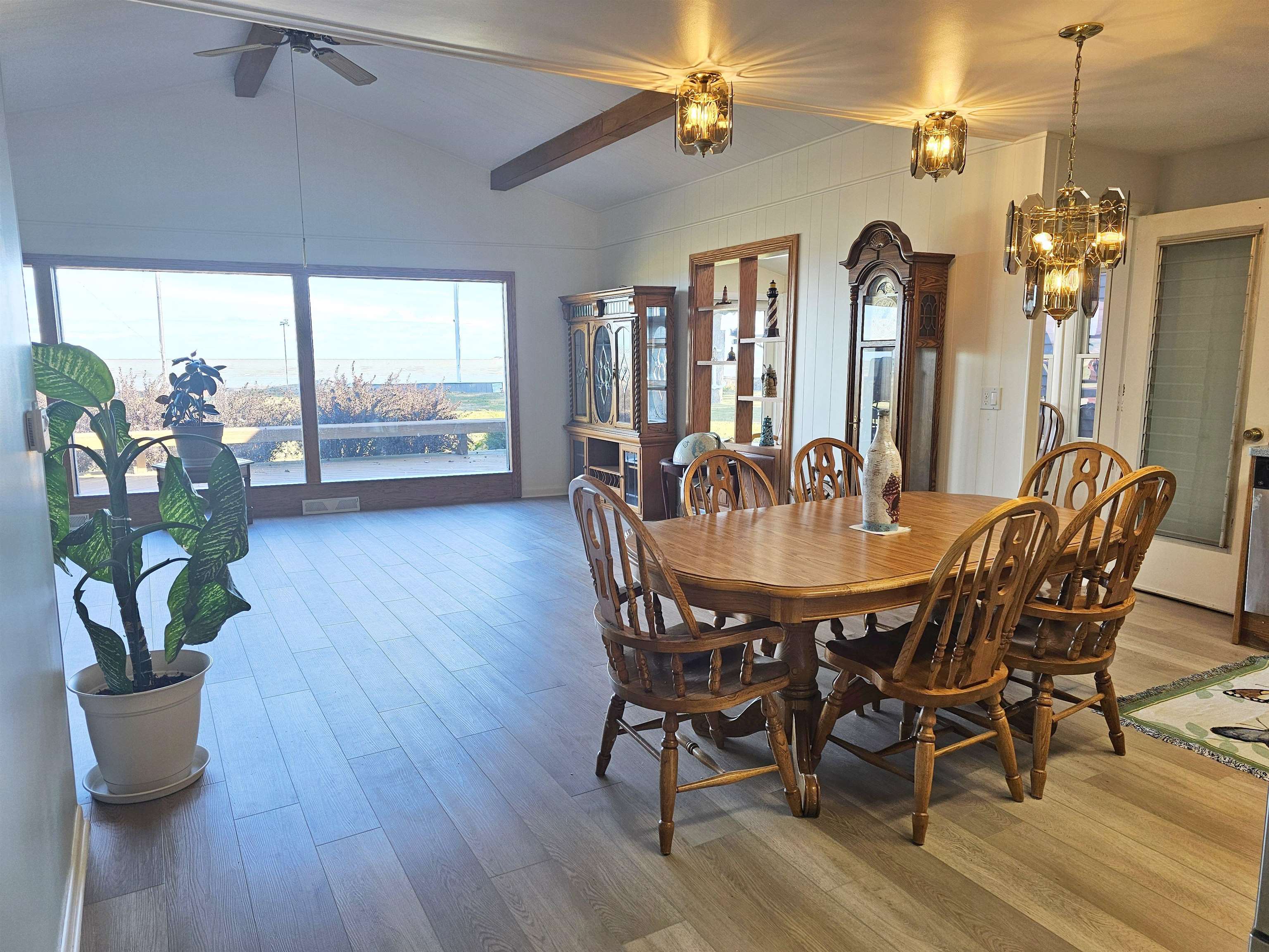 703 Bay Road Bay City, MI 48706 - Photo 8 of 34 Gallery Image 8