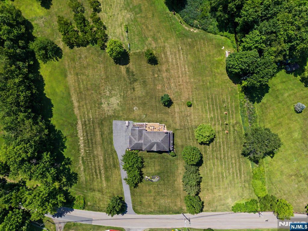 460 Shades Of Death Road Andover, NJ 07821 - Photo 38 of 47