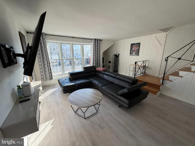 $349,900 | 10916 Modena Place, Philadelphia, PA 19154