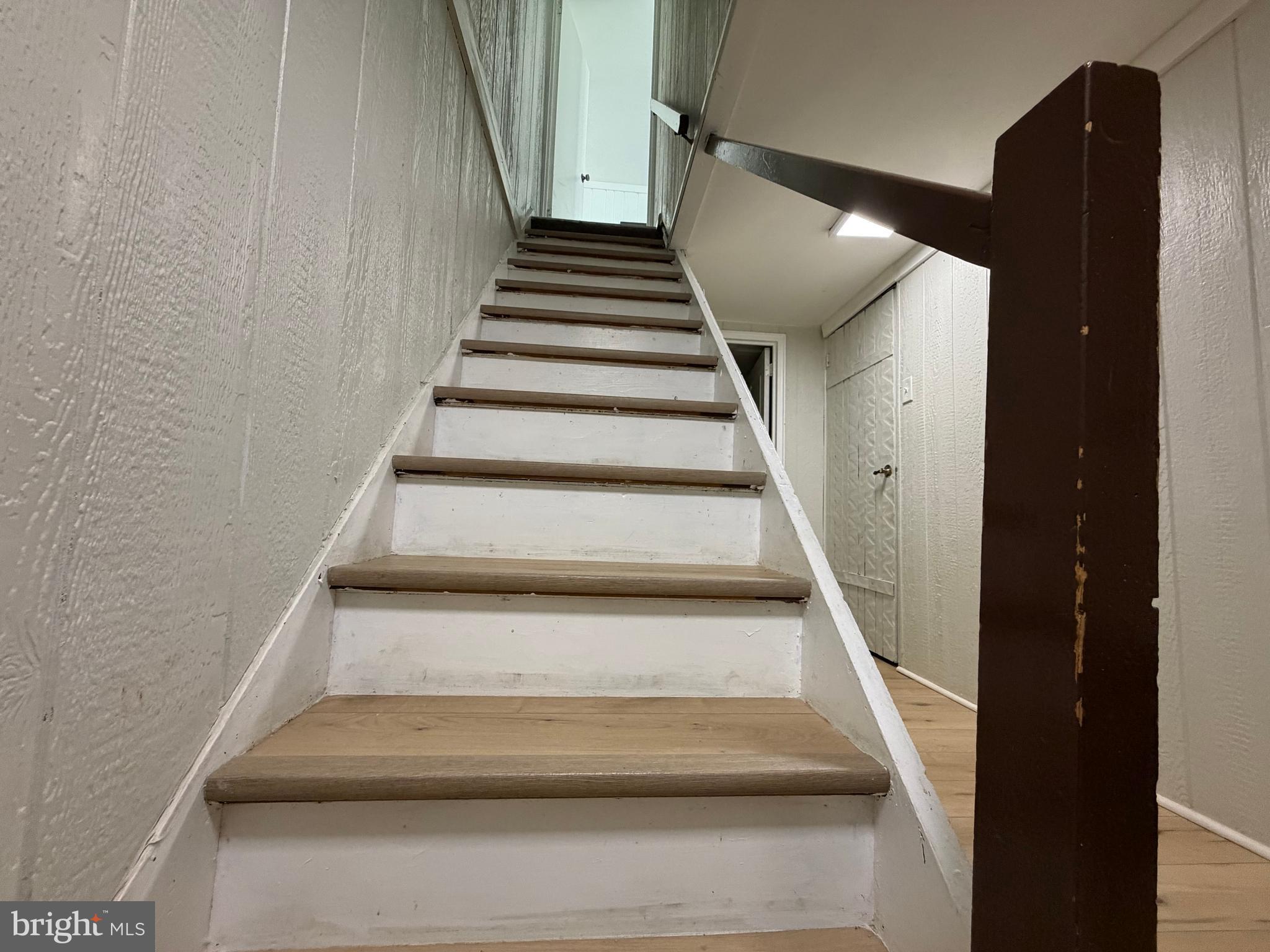 10916 Modena Place Philadelphia, PA 19154 - Photo 41 of 41 a view of entryway