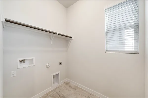 $2,200 | 15008 Forum Avenue, Pflugerville, TX 78660
