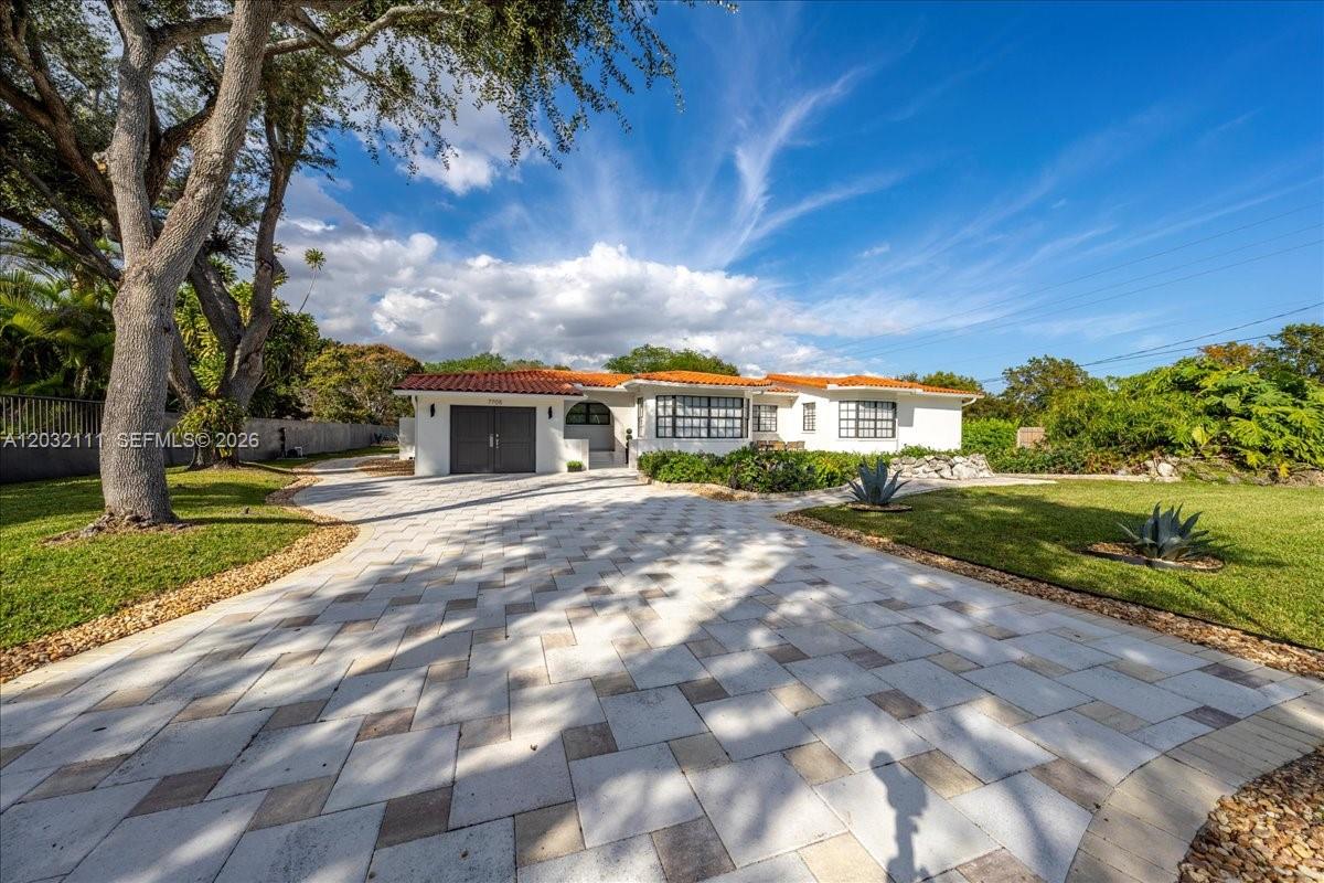 7705 Southwest 66th Street Miami, FL 33143 - Photo 1 of 60