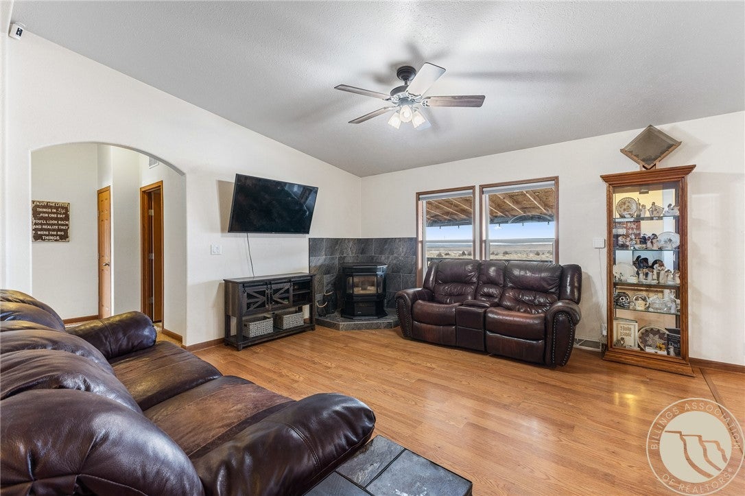 3335 White Buffalo Road Huntley, MT 59037 - Photo 25 of 36 Gallery Image 25