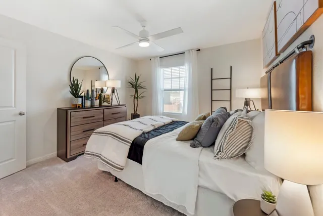 $2,425 | 2601 Crystal Bend Drive, Unit LEA2513, Pflugerville, TX 78660