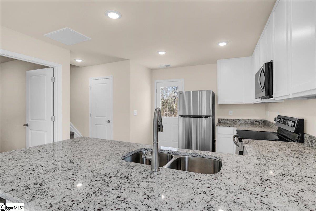 110 Alpine Heights Anderson, SC 29625 - Photo 6 of 25 Gallery Image 6