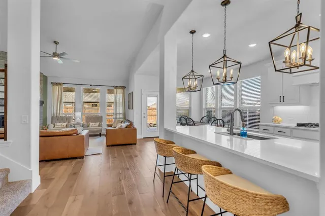 $585,000 | 5400 Bardwell Drive, Denton, TX 76226