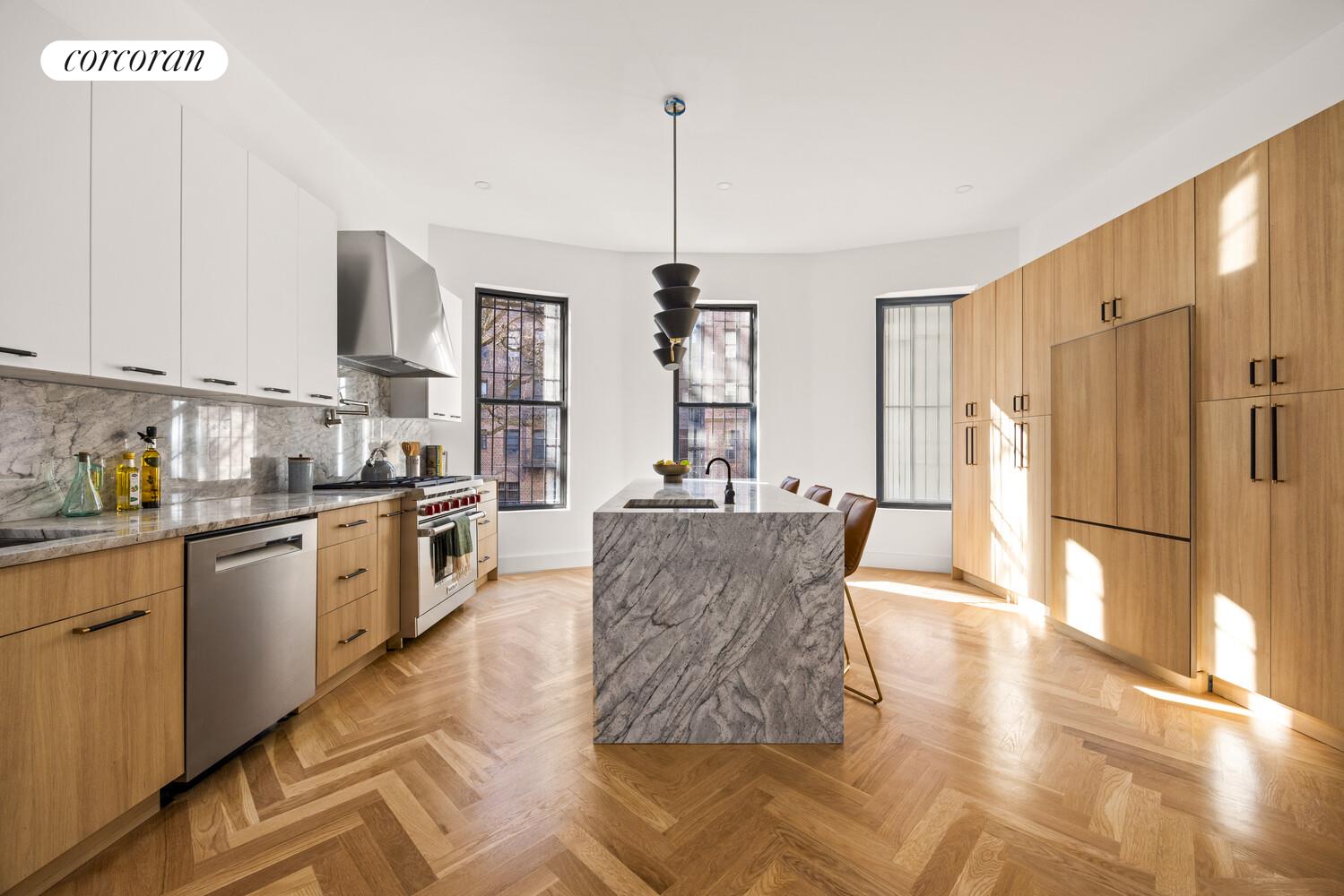 825 Riverside Drive Manhattan, NY 10032 - Photo 6 of 28