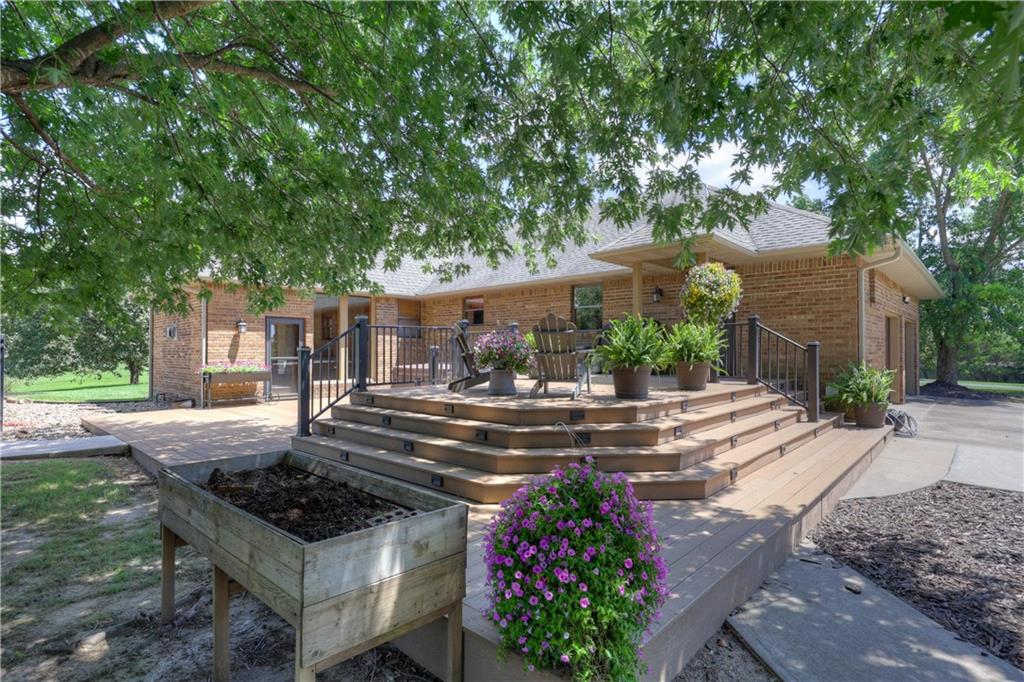 1426 East State Line Road Baxter Springs, KS 66713 - Photo 13 of 71