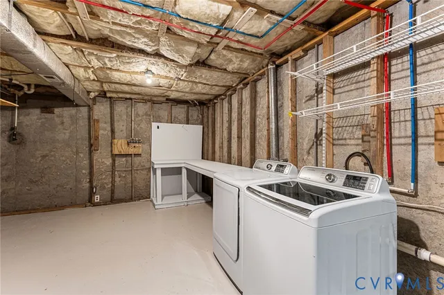 a view of a storage & utility room