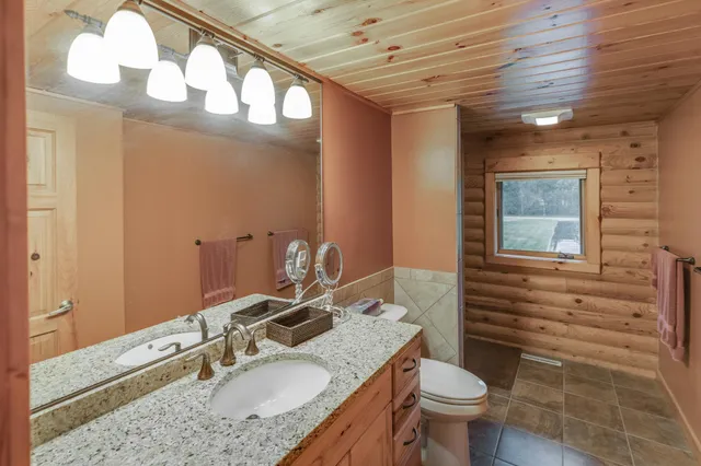 $999,900 | 20266 Windhill Drive, Bemidji, MN 56601