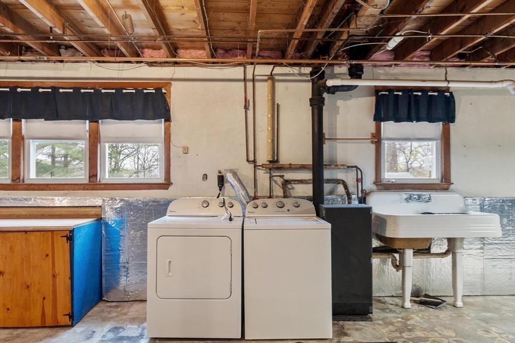 11 Cromie Street Clinton, MA 01510 - Photo 16 of 29