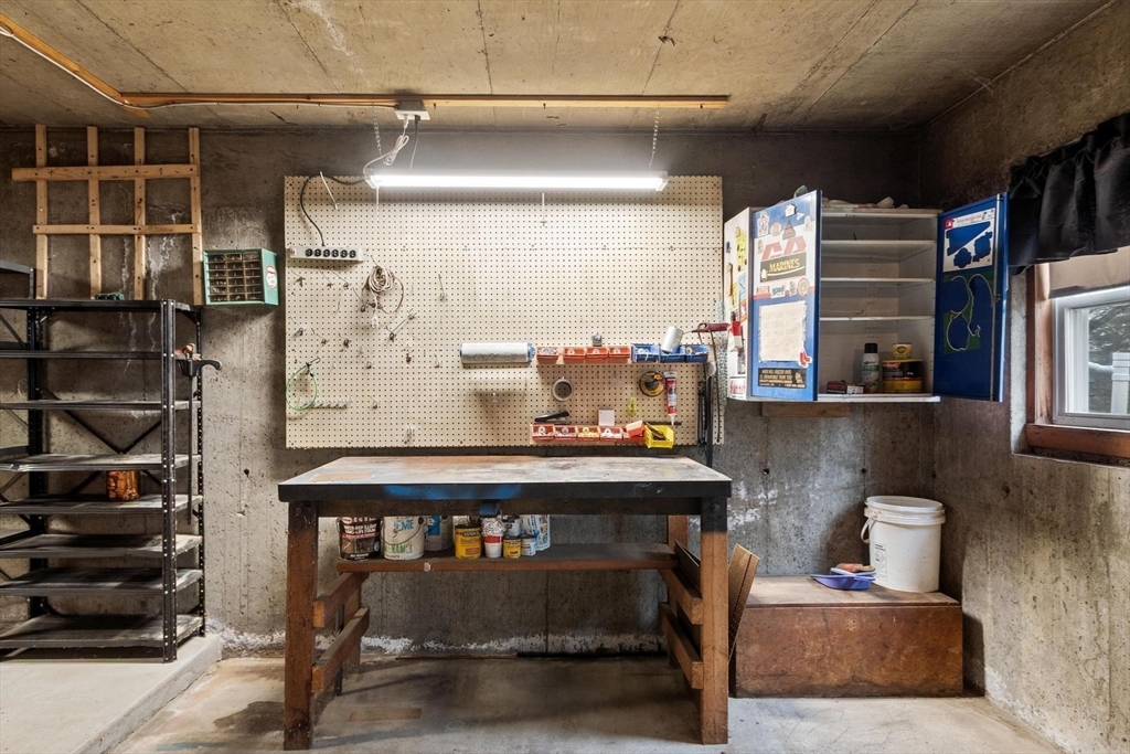 11 Cromie Street Clinton, MA 01510 - Photo 21 of 29