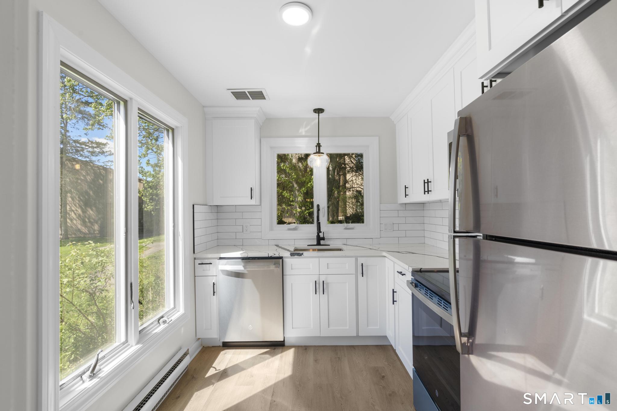 8 Pilgrims Harbor, Unit C Wallingford, CT 06492 - Photo 7 of 25