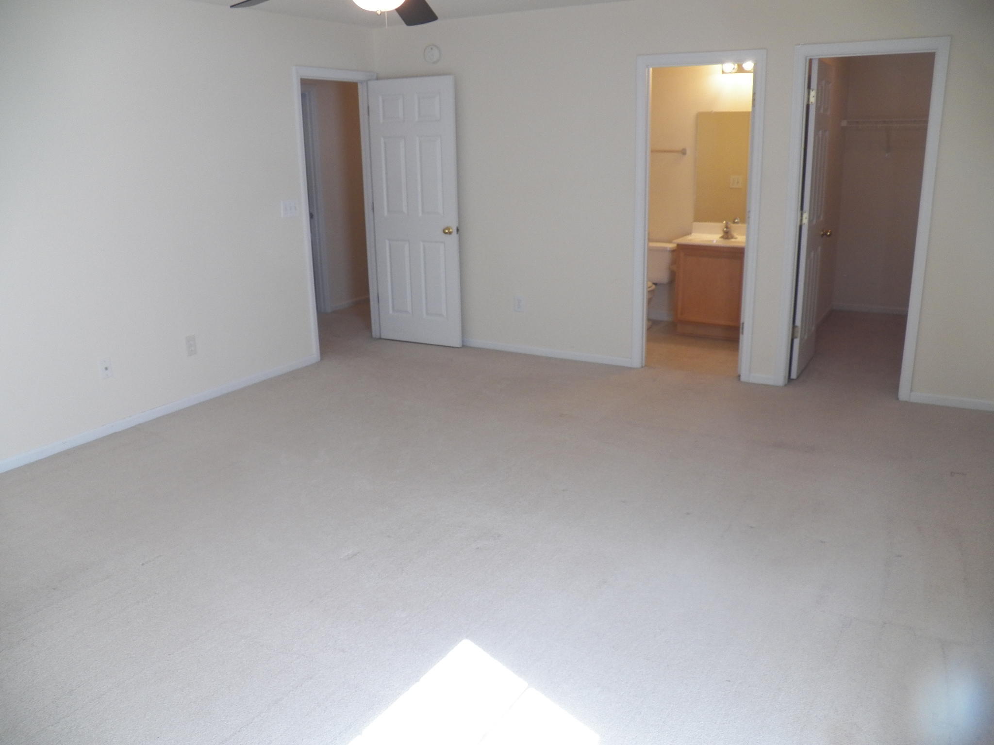 131 Tyron Road Summerville, SC 29483 - Photo 9 of 12 100_3247 - Copy