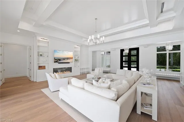 $7,850,000 | 6285 Highcroft Drive, Naples, FL 34119